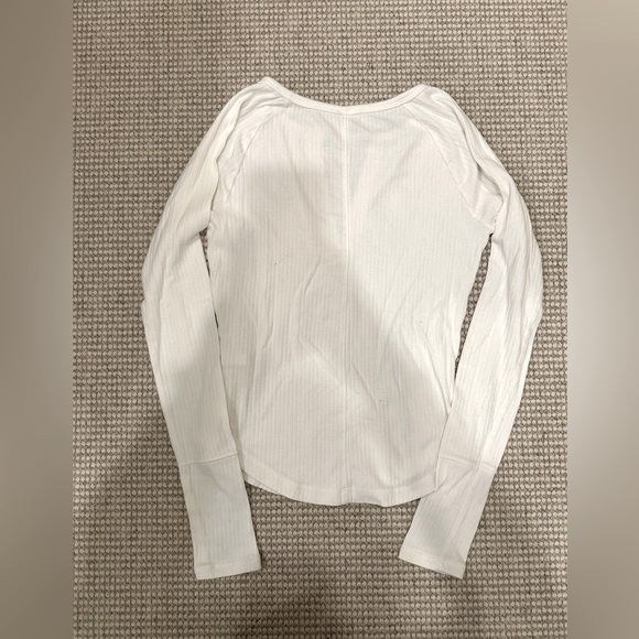 Women’s Free People Long Sleeve - Picture 2 of 3